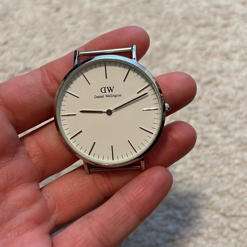 Daniel Wellington silver watch